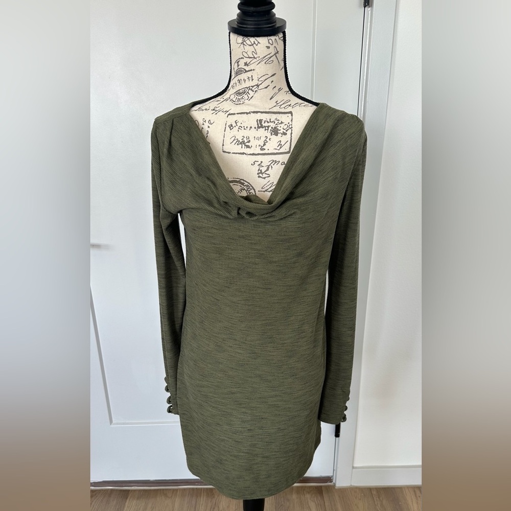 Anthropologie Green Long-Sleeve Cowl Neck Knit Dress. Size S. Good Used Cond.